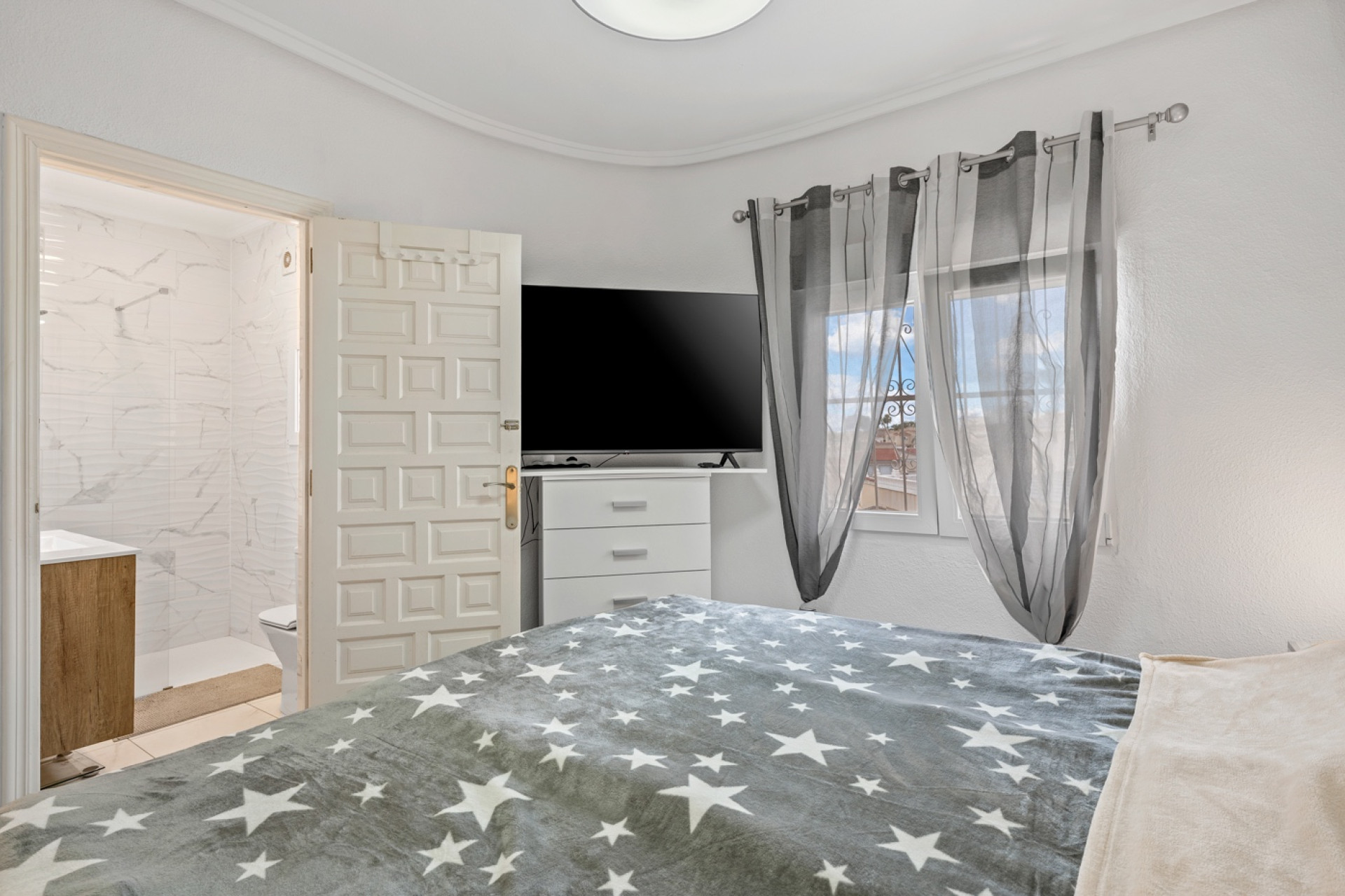 Herverkoop - 3. Vrijstaande villa - Ciudad Quesada - Costa Blanca Zuid