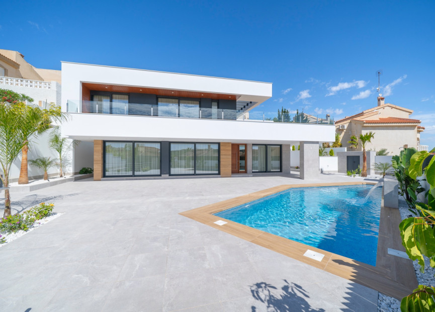 Herverkoop - 3. Vrijstaande villa - Ciudad Quesada - Costa Blanca Zuid
