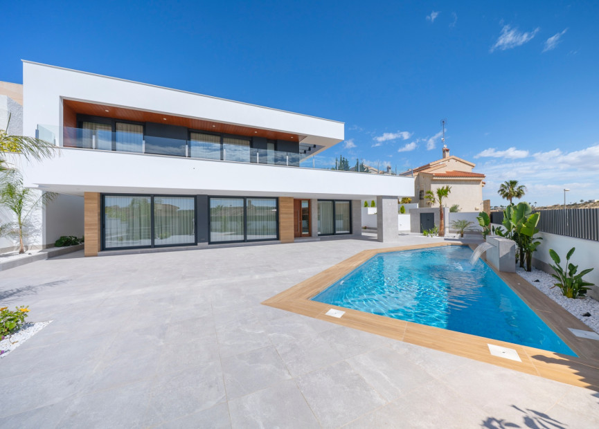 Herverkoop - 3. Vrijstaande villa - Ciudad Quesada - Costa Blanca Zuid
