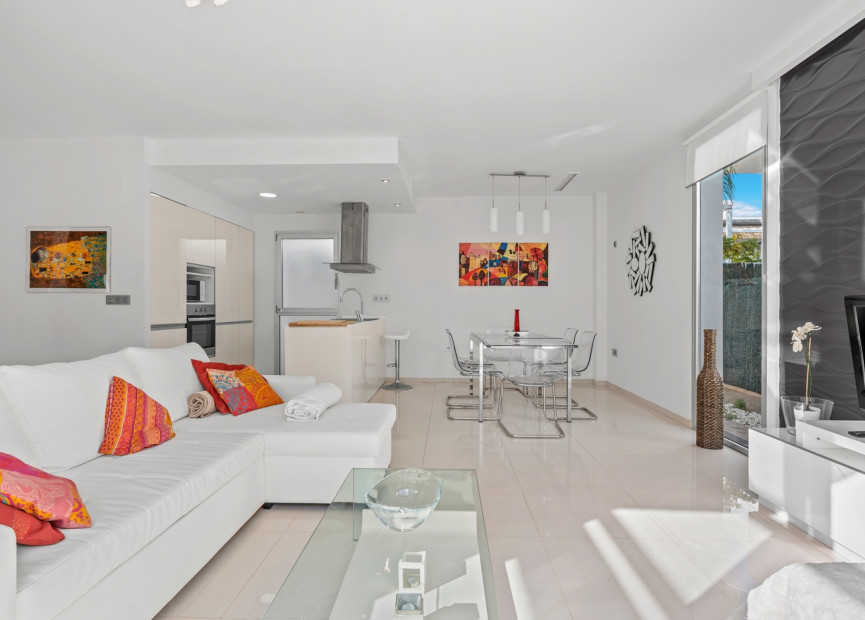 Herverkoop - 3. Vrijstaande villa - Ciudad Quesada - La Laguna