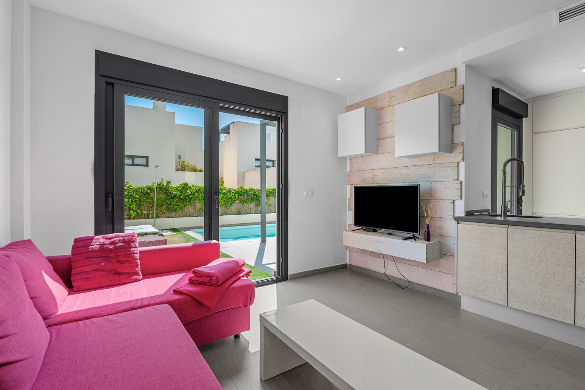 Herverkoop - 3. Vrijstaande villa - Ciudad Quesada - La Laguna