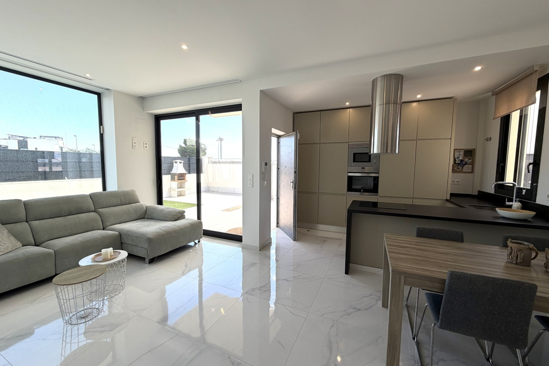 Herverkoop - 3. Vrijstaande villa - Ciudad Quesada - La Laguna