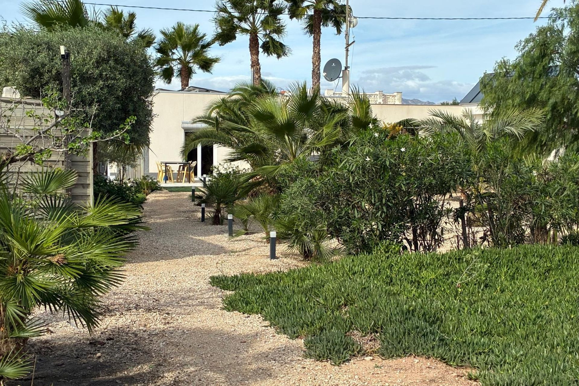 Herverkoop - 3. Vrijstaande villa - Crevillent - Costa Blanca Zuid