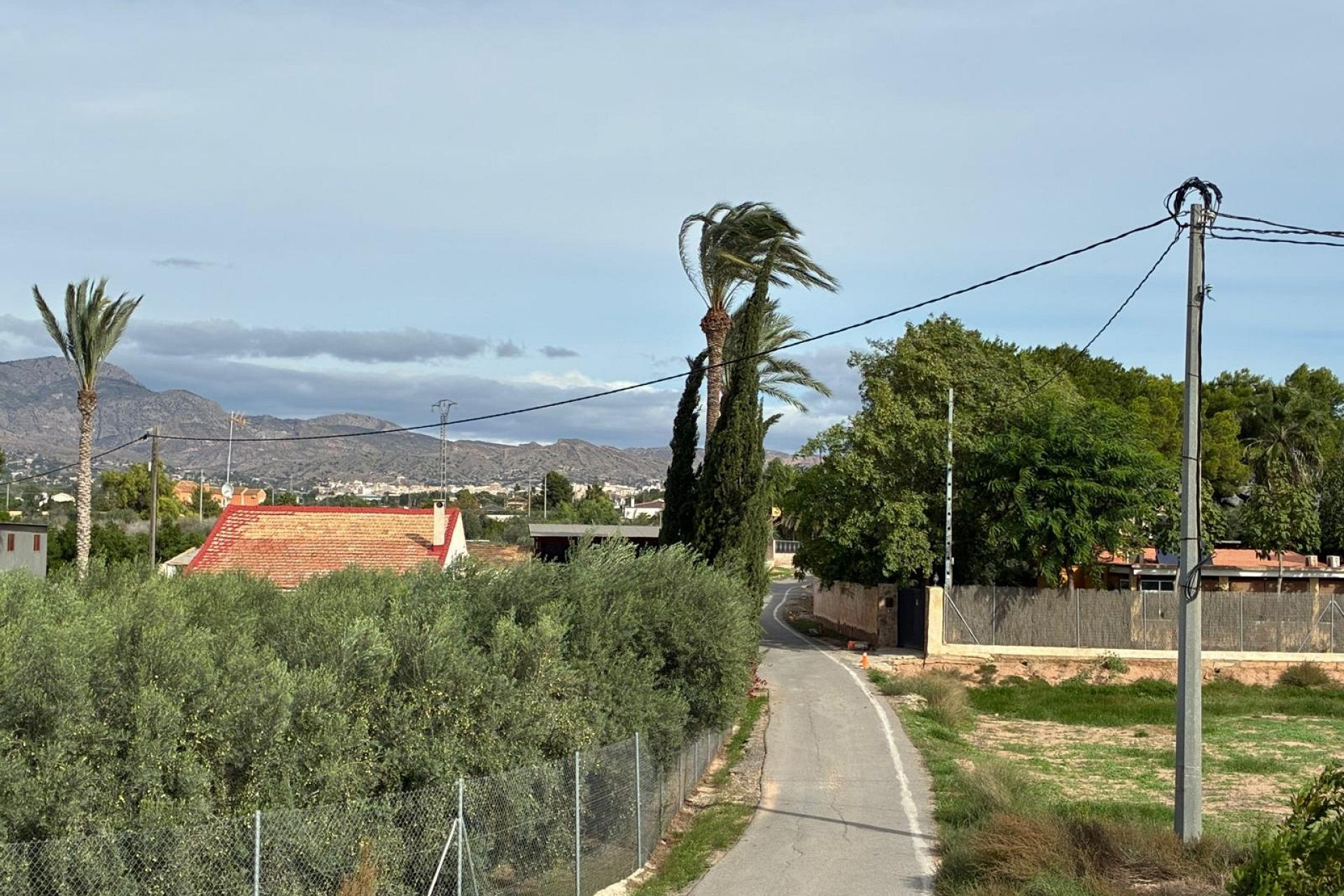 Herverkoop - 3. Vrijstaande villa - Crevillent - Costa Blanca Zuid