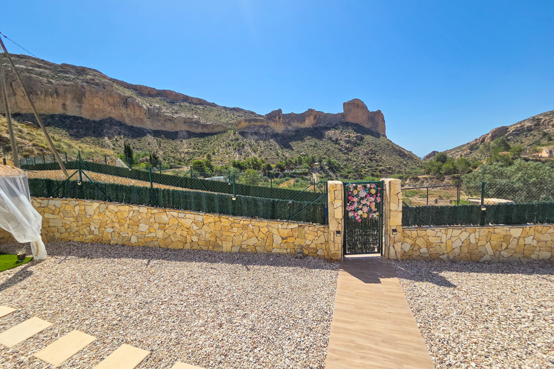 Herverkoop - 3. Vrijstaande villa - Crevillent - Costa Blanca Zuid