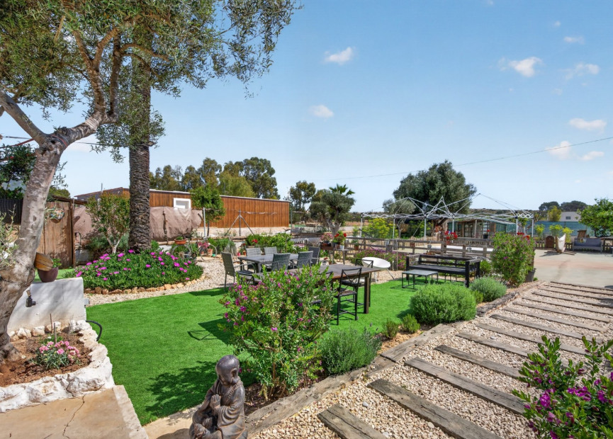 Herverkoop - 3. Vrijstaande villa - El Altet - Costa Blanca Zuid