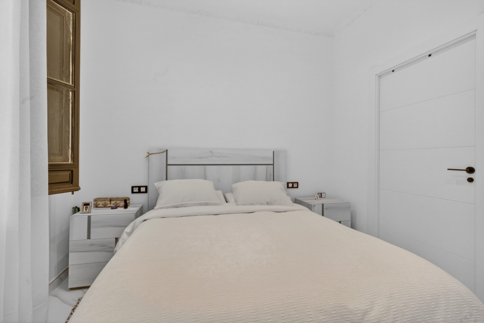 Herverkoop - 3. Vrijstaande villa - El Altet - Costa Blanca Zuid