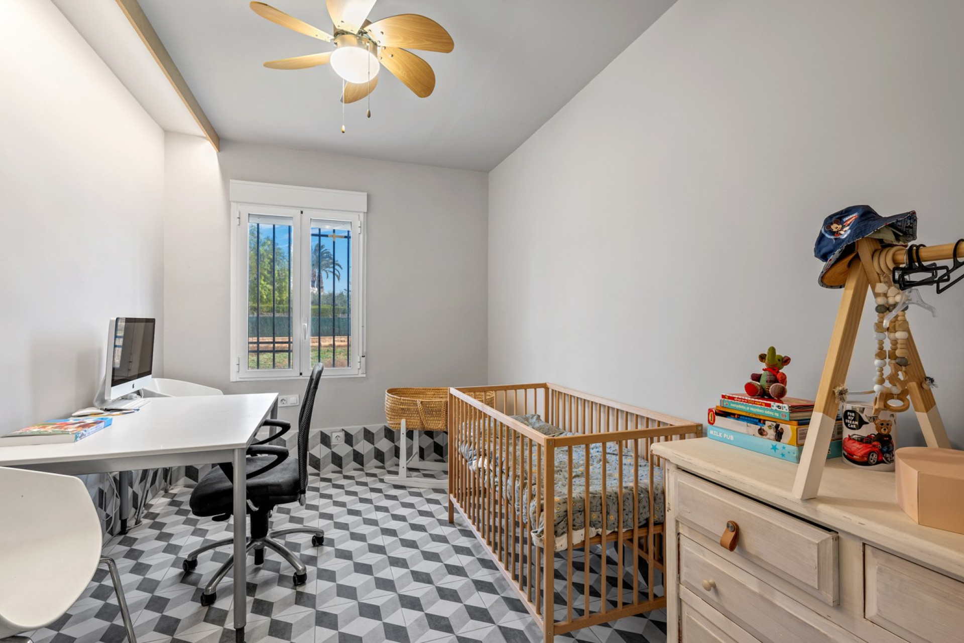 Herverkoop - 3. Vrijstaande villa - Elche - Costa Blanca Zuid