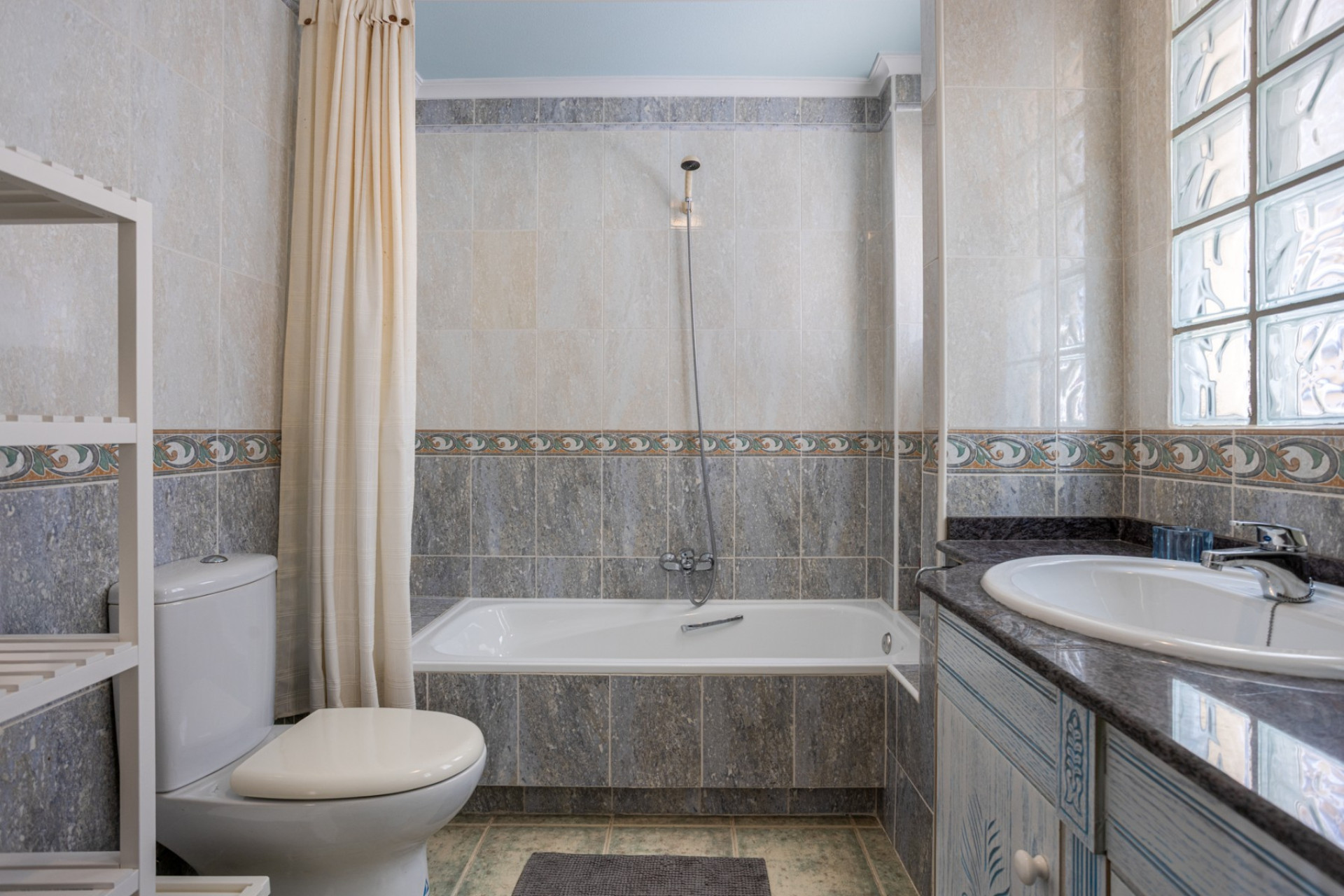 Herverkoop - 3. Vrijstaande villa - Guardamar del Segura - Costa Blanca Zuid