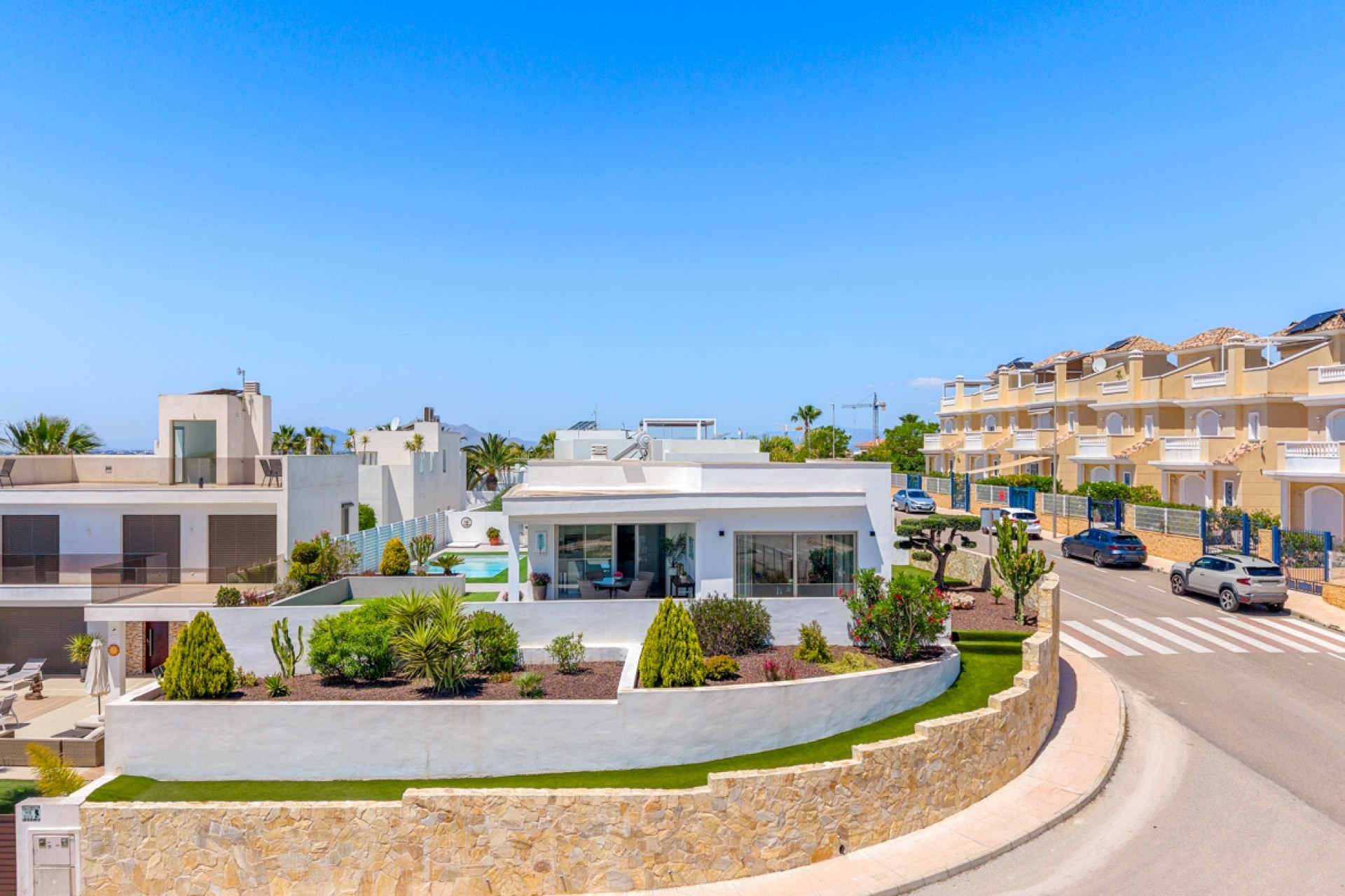 Herverkoop - 3. Vrijstaande villa - La Marina - Costa Blanca Zuid