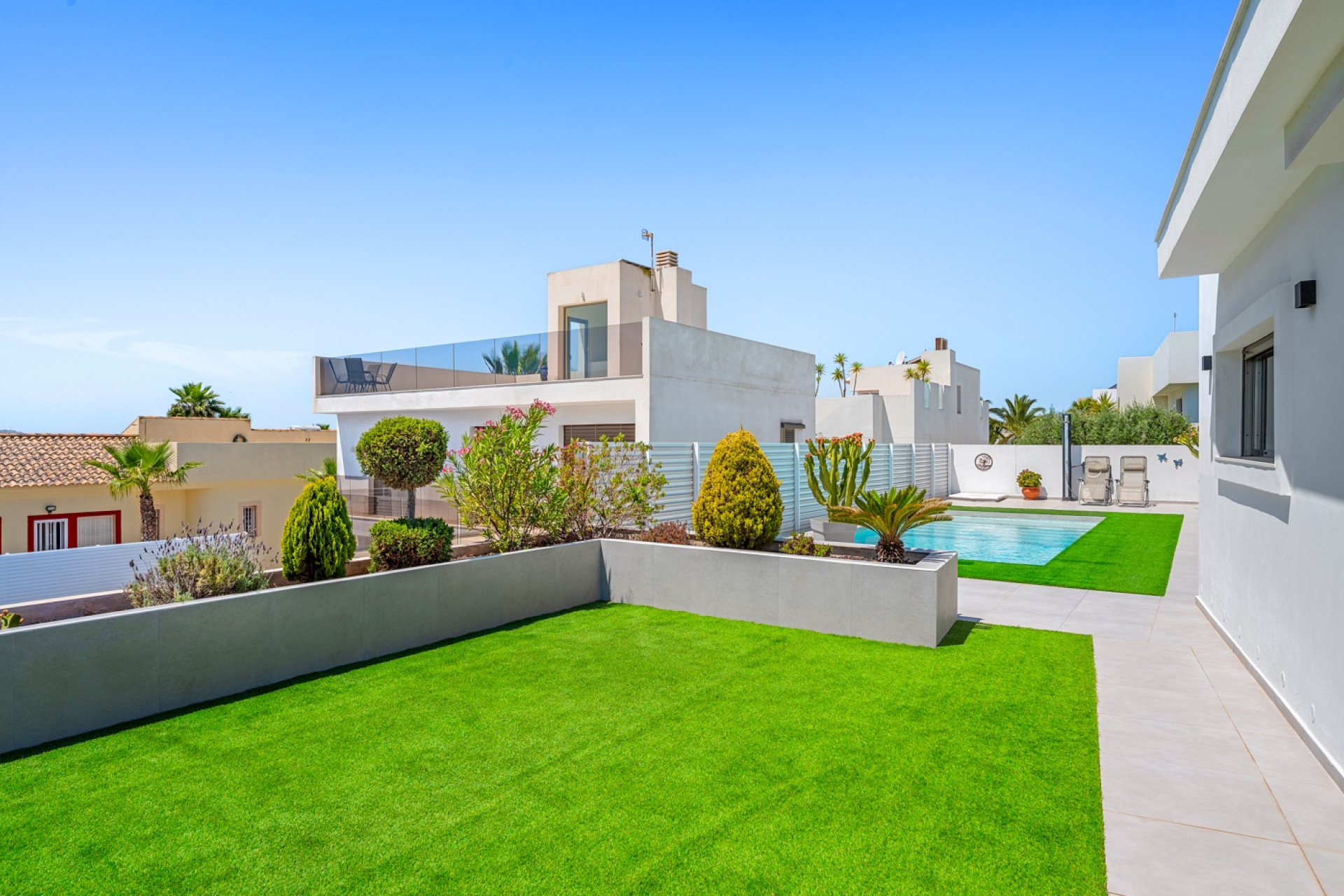 Herverkoop - 3. Vrijstaande villa - La Marina - Costa Blanca Zuid