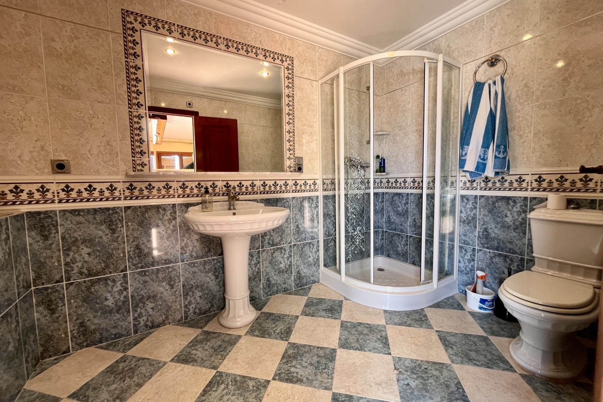 Herverkoop - 3. Vrijstaande villa - La Nucia - Costa Blanca Noord