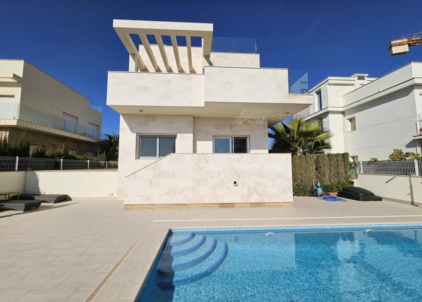 Herverkoop - 3. Vrijstaande villa - La Zenia - Costa Blanca Zuid