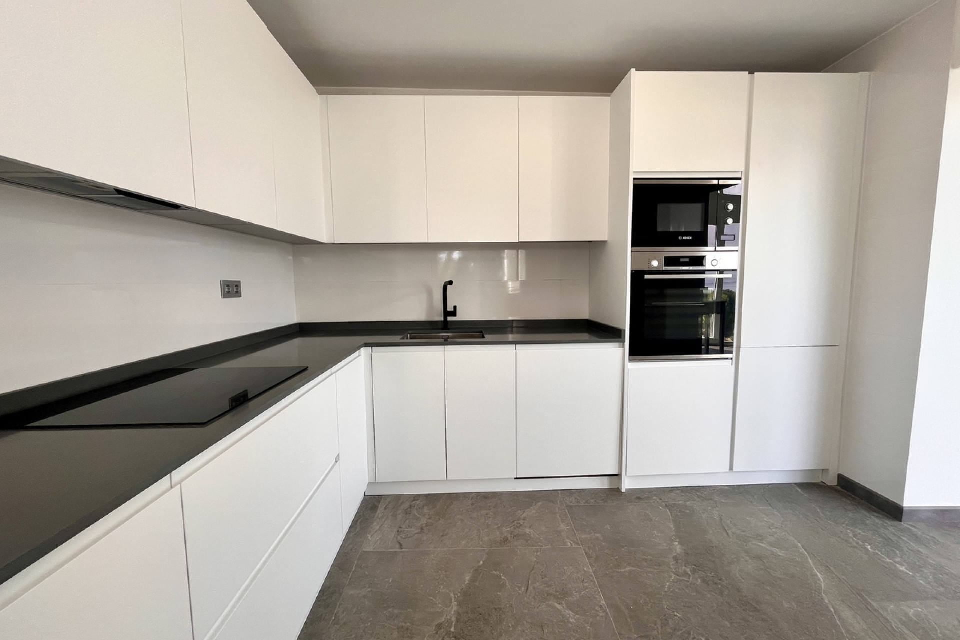 Herverkoop - 3. Vrijstaande villa - Los Balcones - Costa Blanca Zuid