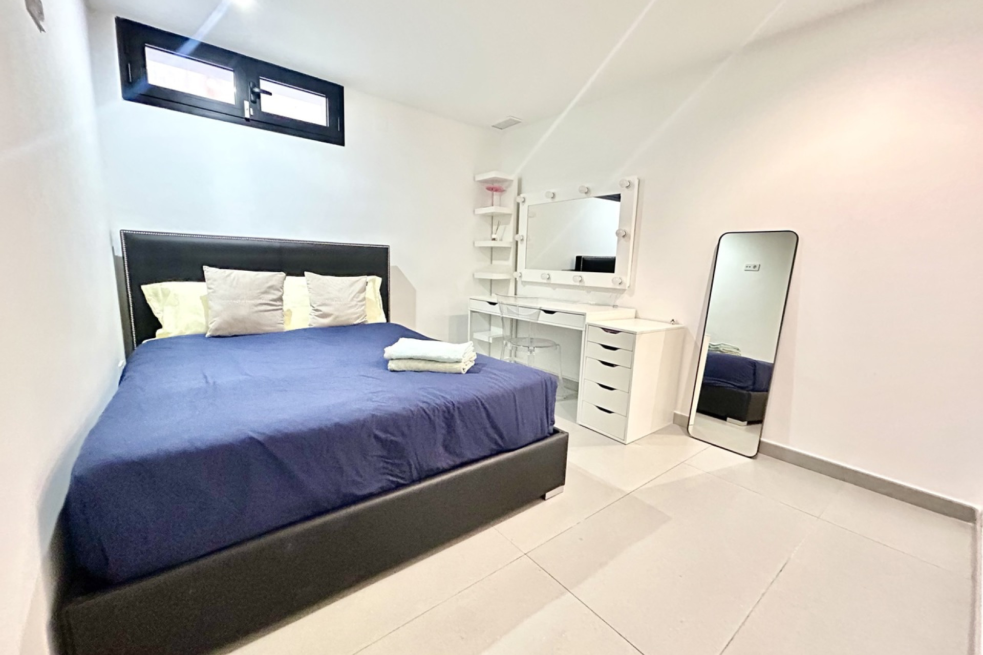 Herverkoop - 3. Vrijstaande villa - Los Balcones - Costa Blanca Zuid