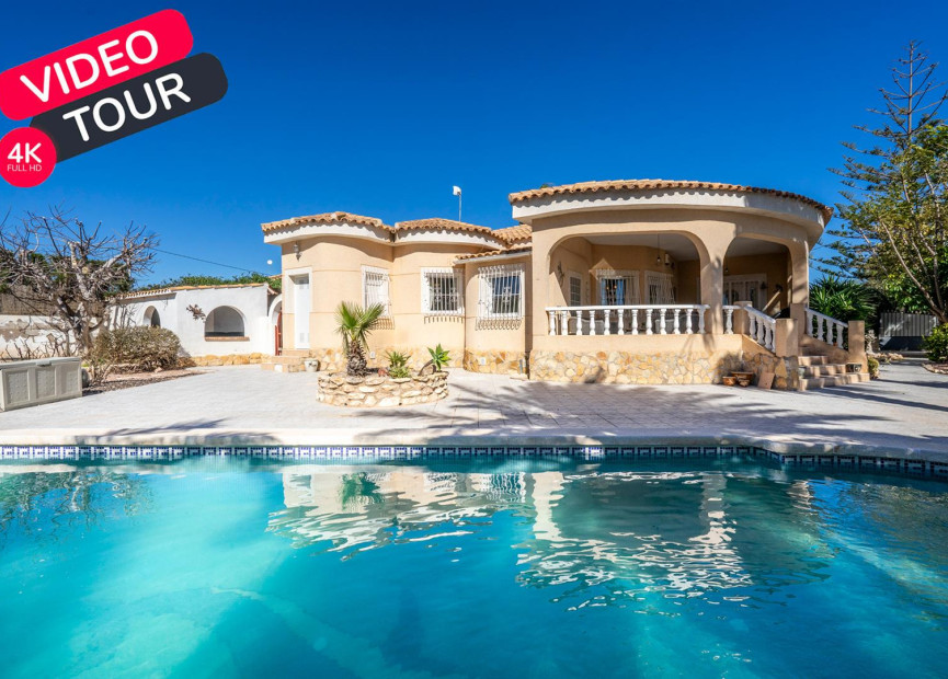 Herverkoop - 3. Vrijstaande villa - Los Molinos - Costa Calida