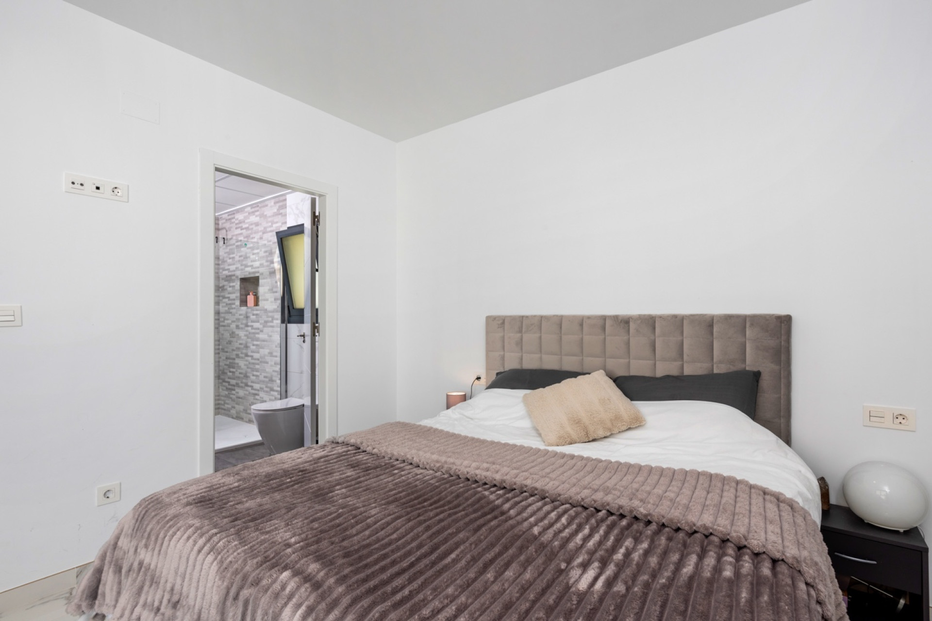 Herverkoop - 3. Vrijstaande villa - Los Montesinos - Costa Blanca Zuid