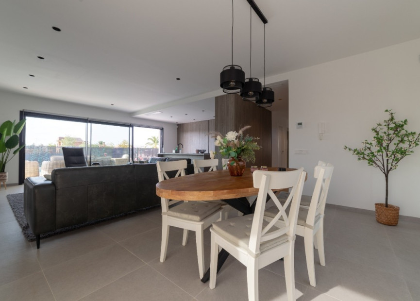 Herverkoop - 3. Vrijstaande villa - Los Montesinos - Costa Blanca Zuid