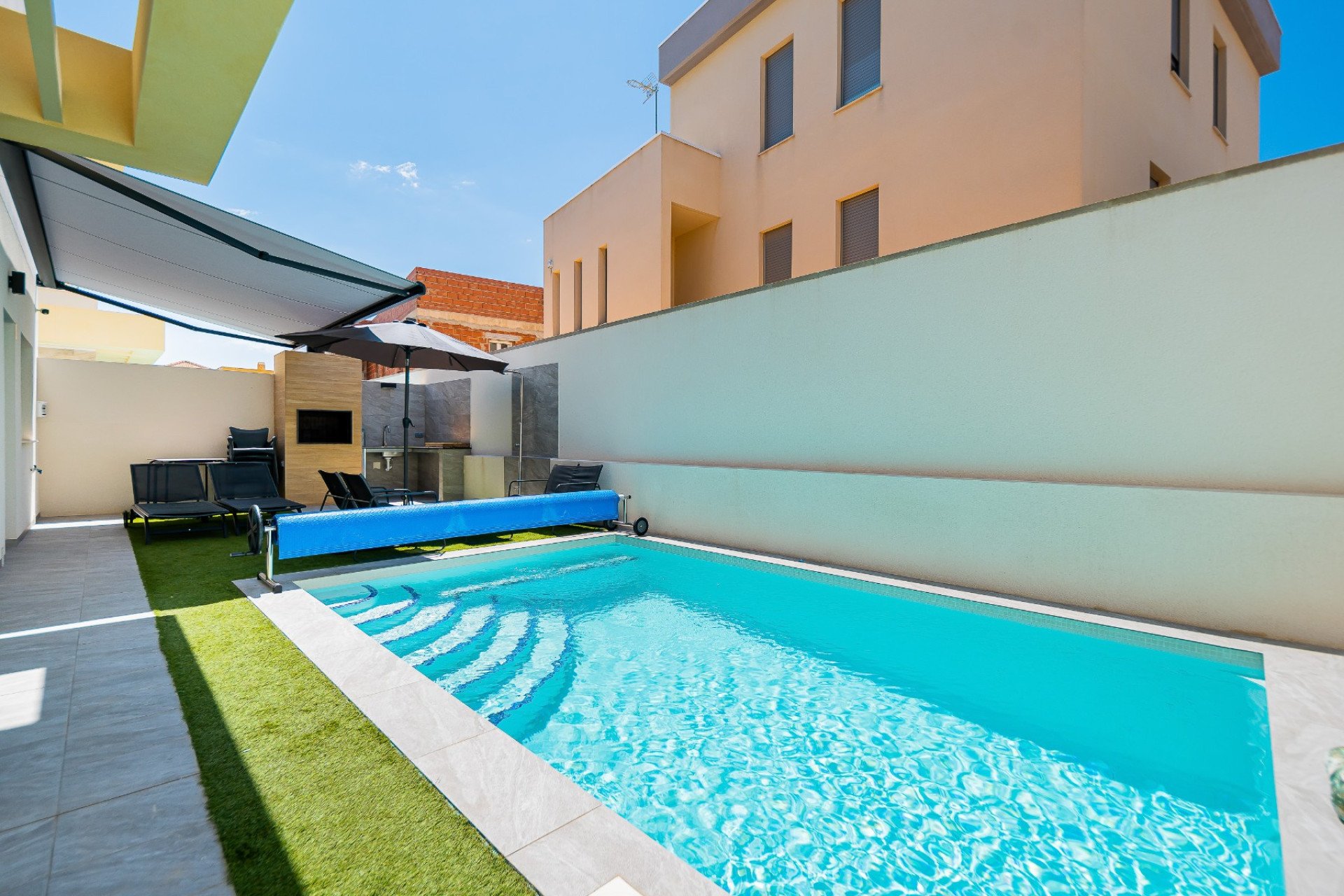 Herverkoop - 3. Vrijstaande villa - Los Montesinos - Costa Blanca Zuid