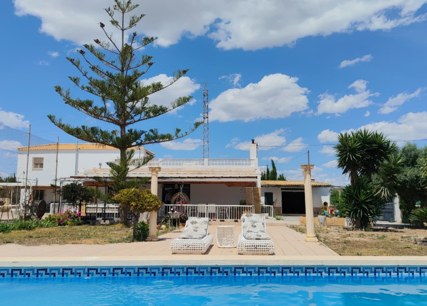 Herverkoop - 3. Vrijstaande villa - Los Montesinos - Costa Blanca Zuid