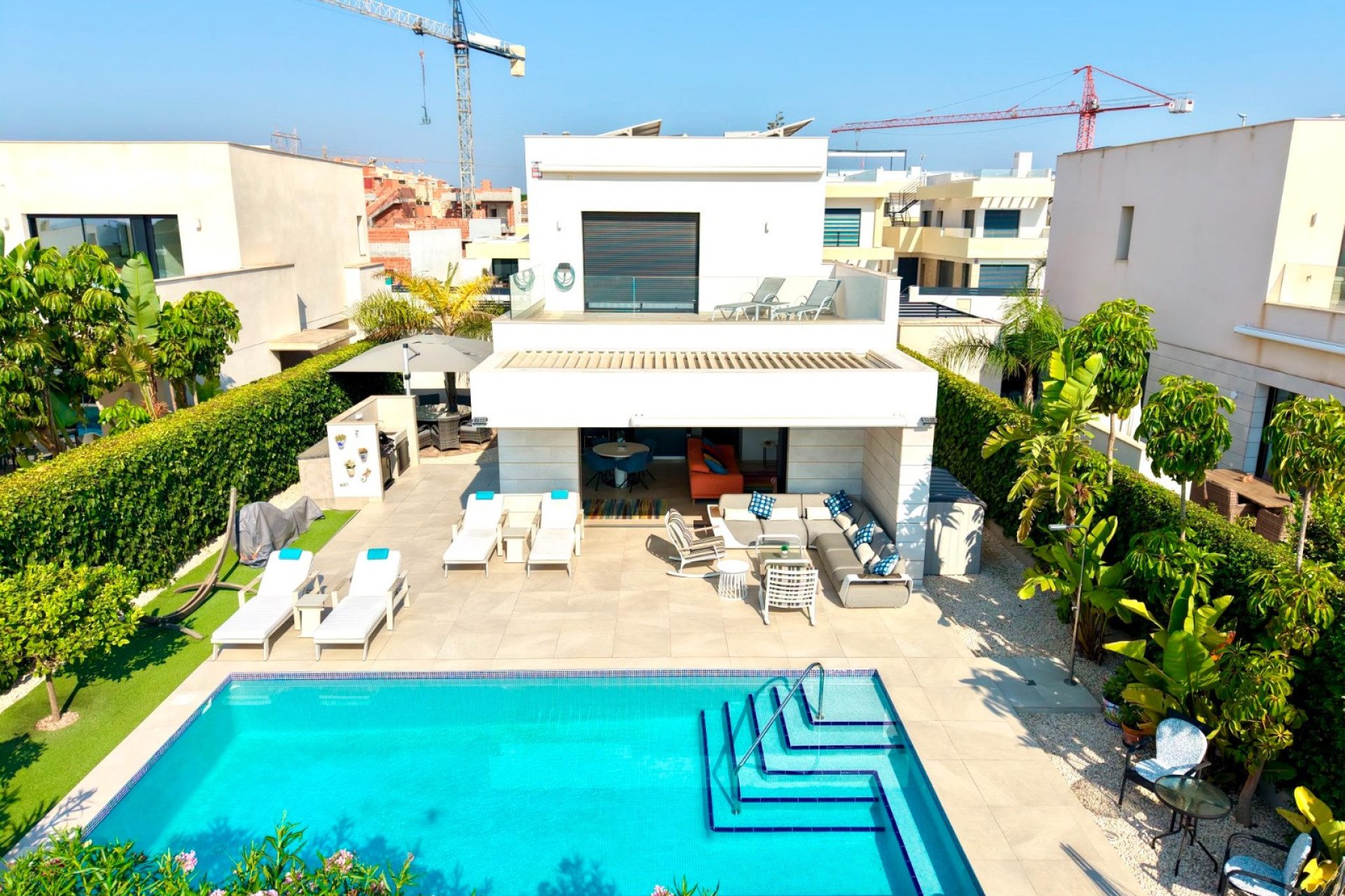 Herverkoop - 3. Vrijstaande villa - Los Montesinos - Costa Blanca Zuid