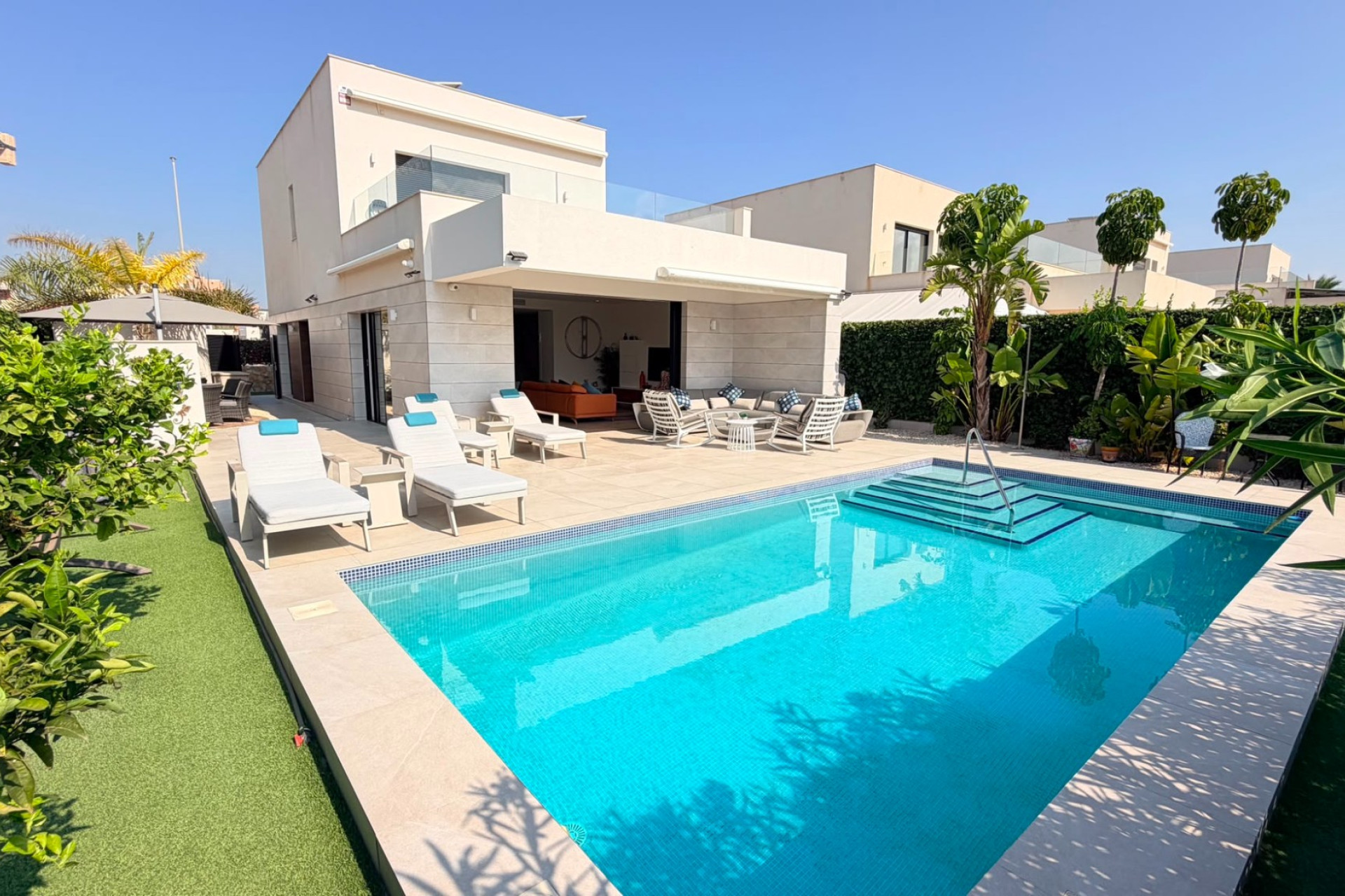 Herverkoop - 3. Vrijstaande villa - Los Montesinos - Costa Blanca Zuid