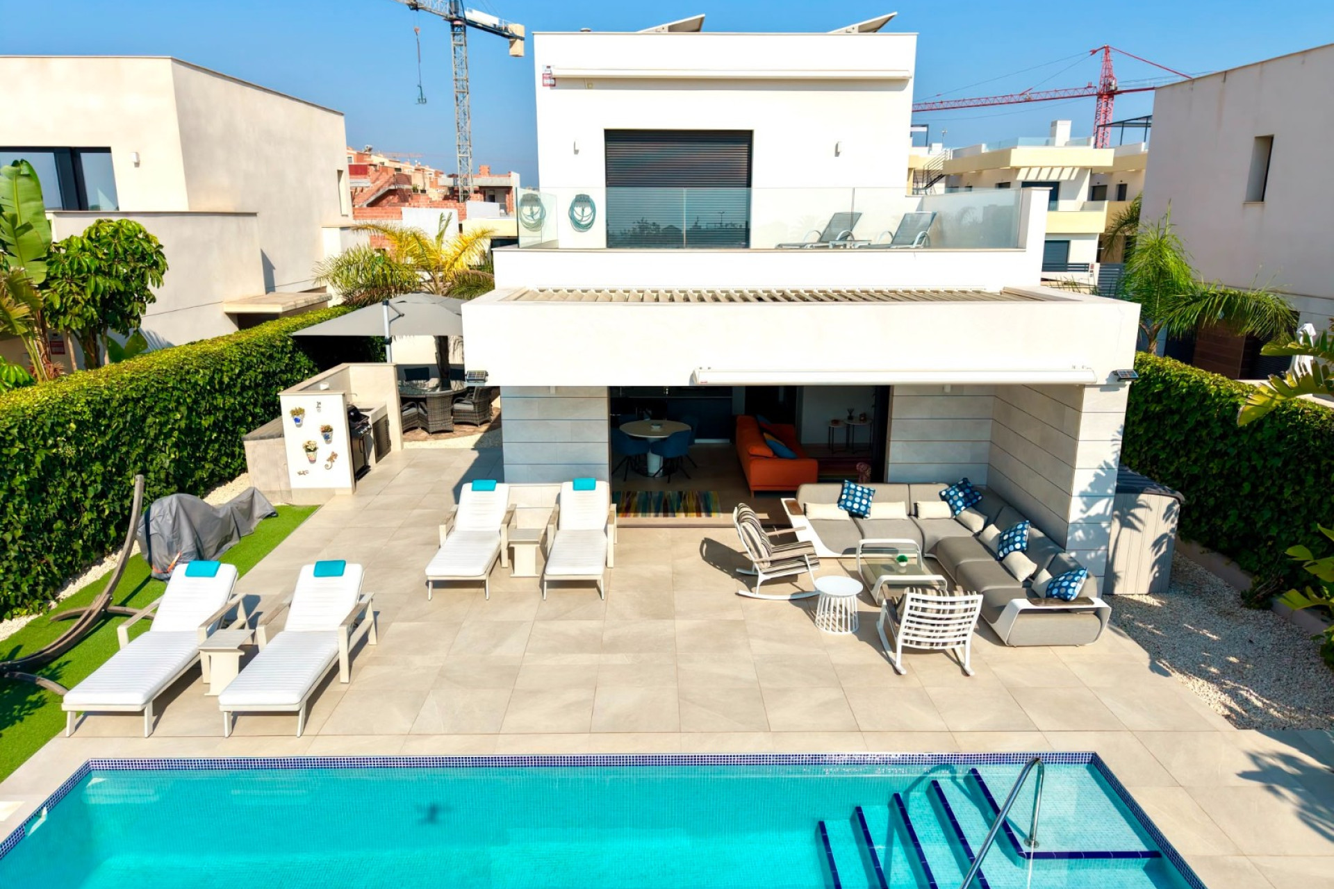 Herverkoop - 3. Vrijstaande villa - Los Montesinos - Costa Blanca Zuid