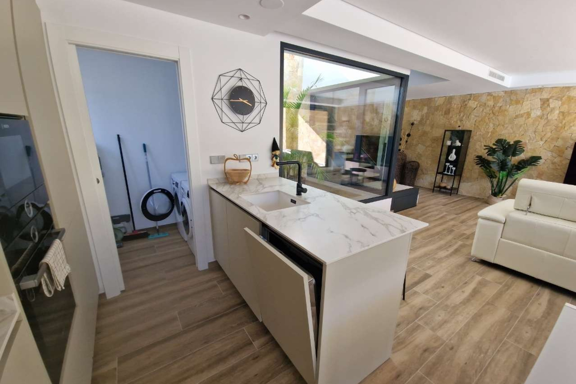 Herverkoop - 3. Vrijstaande villa - Monforte del Cid - Costa Blanca Noord