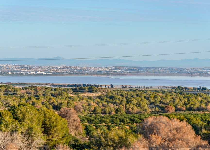 Herverkoop - 3. Vrijstaande villa - Orihuela - Costa Blanca Zuid