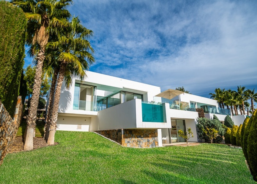 Herverkoop - 3. Vrijstaande villa - Orihuela - Costa Blanca Zuid