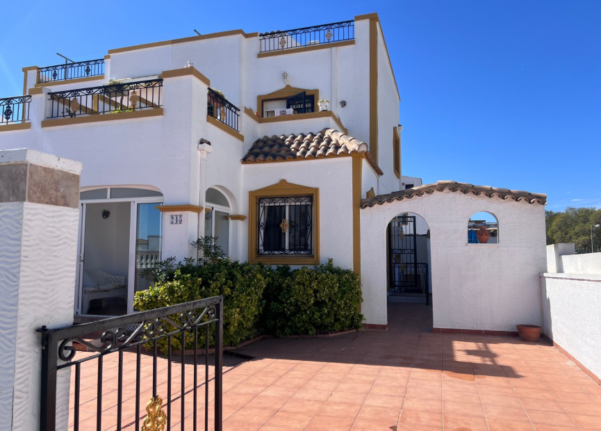 Herverkoop - 3. Vrijstaande villa - Orihuela - Costa Blanca Zuid