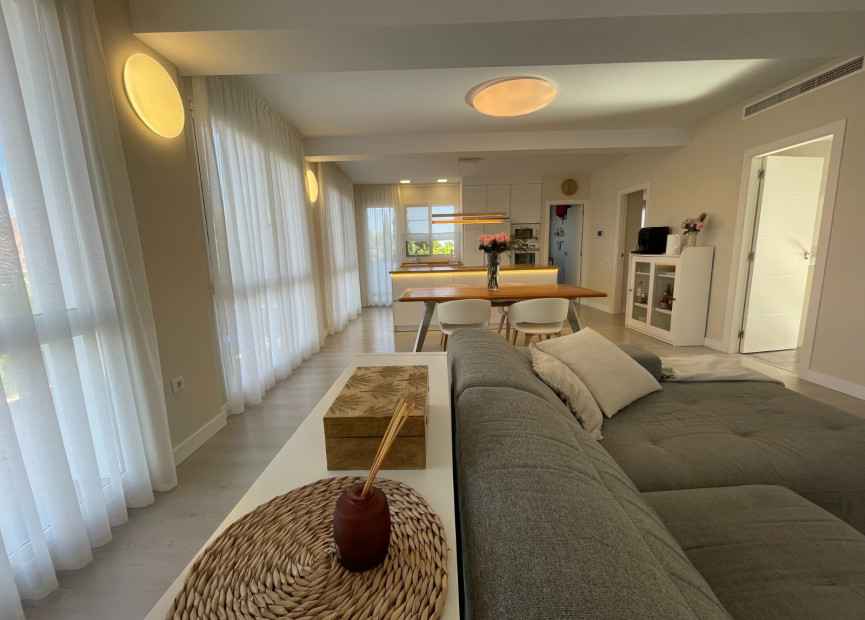 Herverkoop - 3. Vrijstaande villa - Orihuela - Costa Blanca Zuid