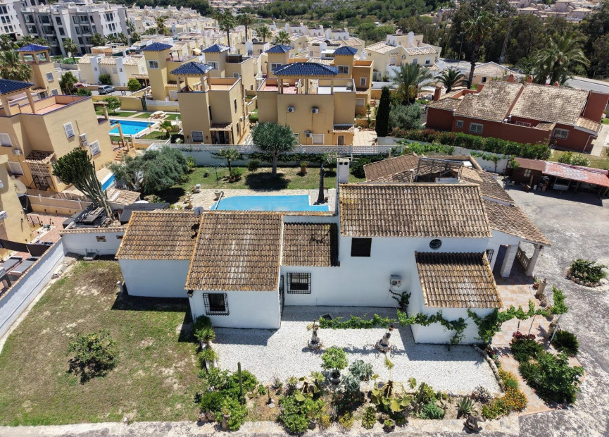 Herverkoop - 3. Vrijstaande villa - Orihuela Costa - Costa Blanca Zuid