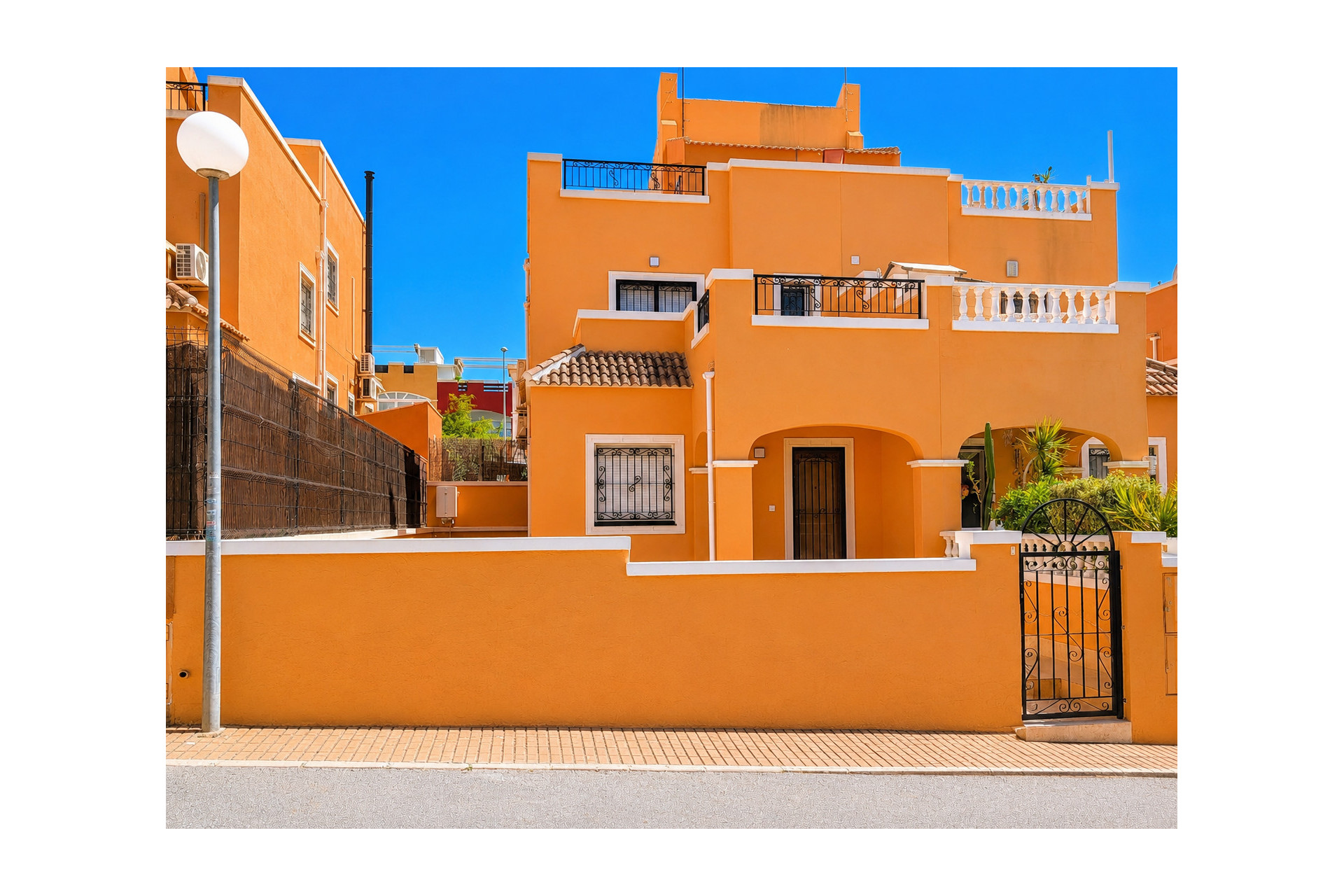 Herverkoop - 3. Vrijstaande villa - Orihuela Costa - Costa Blanca Zuid