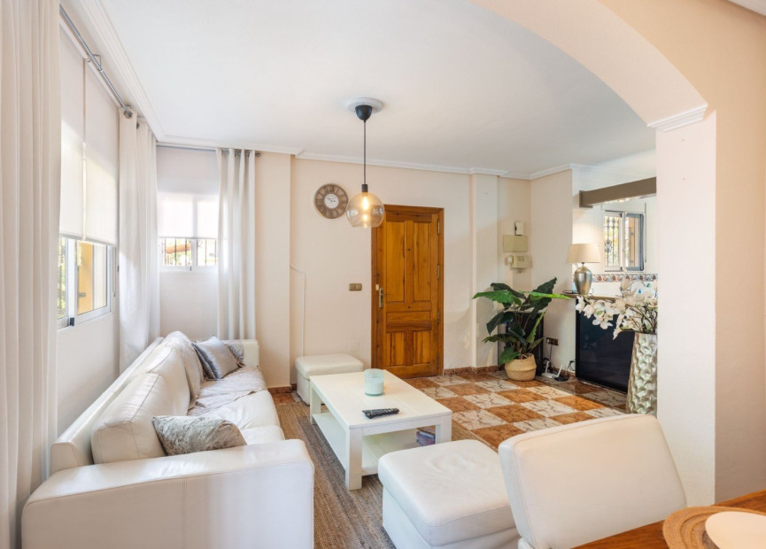 Herverkoop - 3. Vrijstaande villa - Orihuela Costa - La Regia