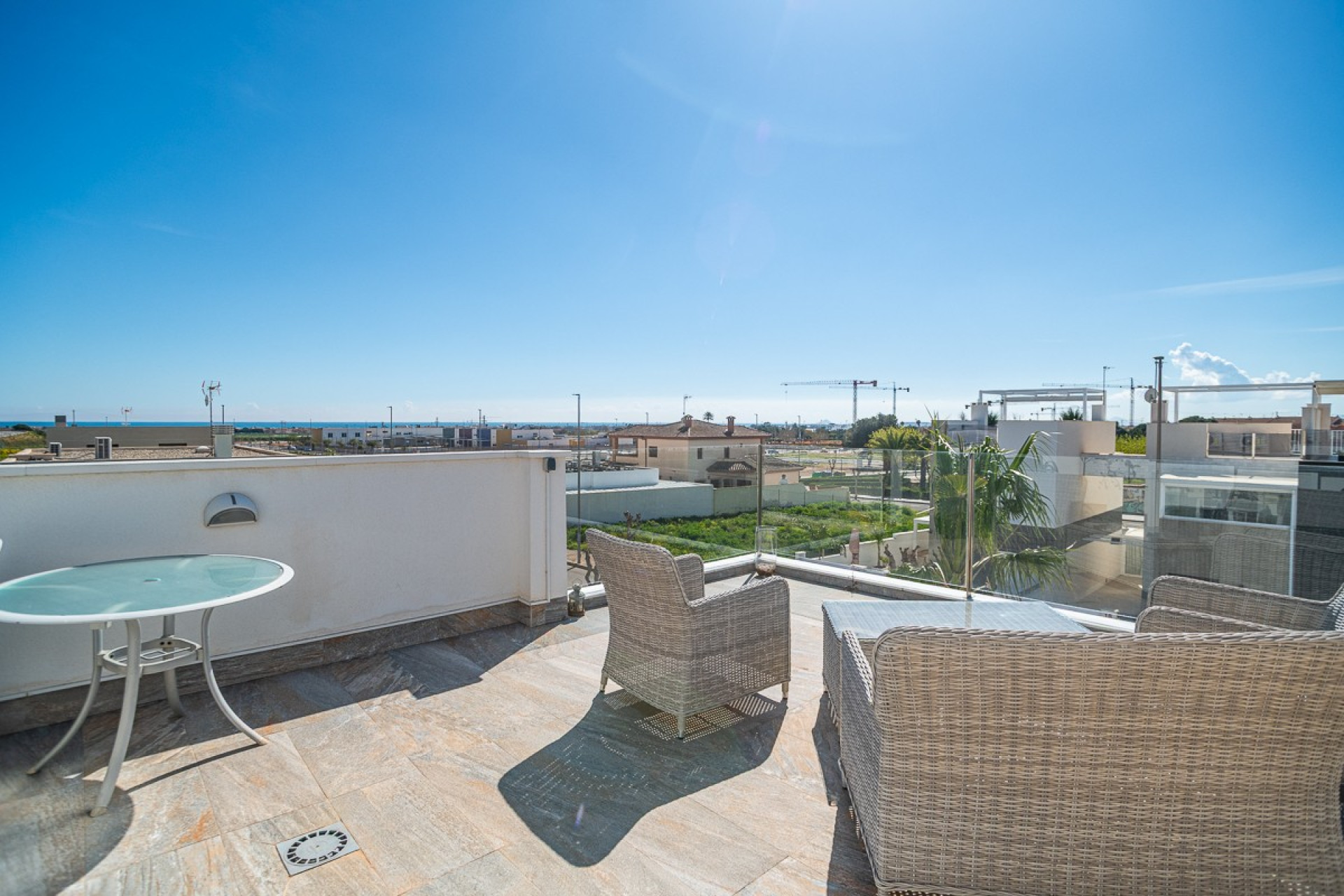 Herverkoop - 3. Vrijstaande villa - Pilar de la Horadada - Costa Blanca Zuid