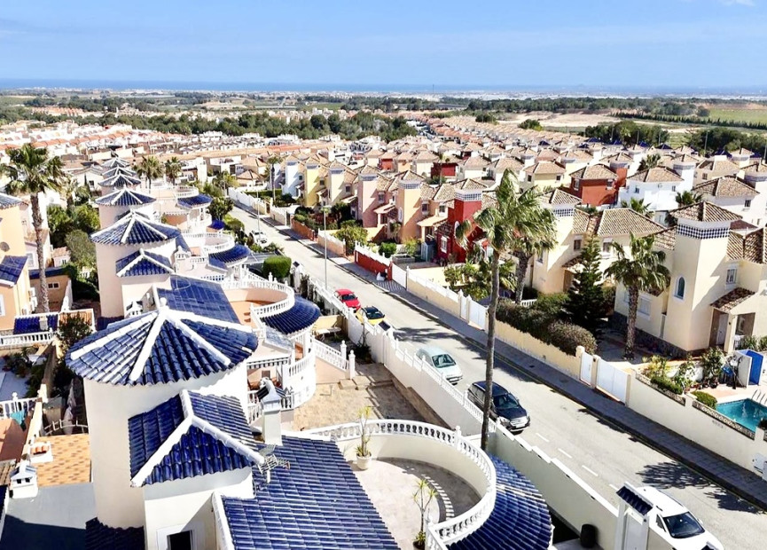 Herverkoop - 3. Vrijstaande villa - Pinar de Campoverde - Costa Blanca Zuid