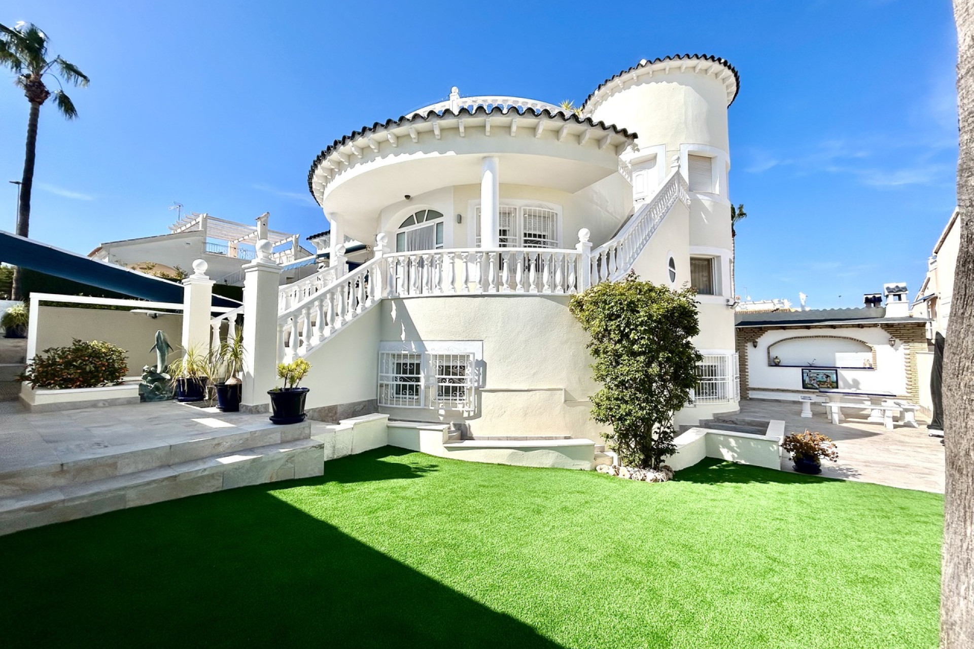 Herverkoop - 3. Vrijstaande villa - Pinar de Campoverde - Costa Blanca Zuid