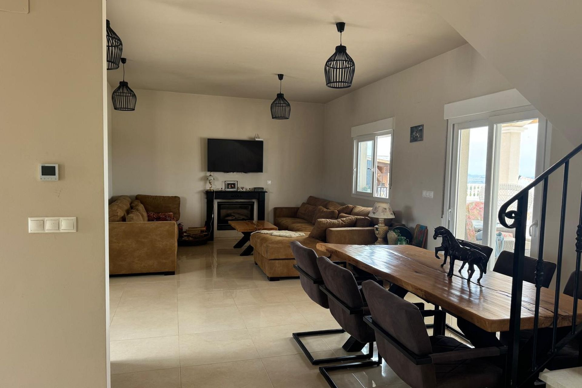 Herverkoop - 3. Vrijstaande villa - Pinoso - Costa Blanca Noord