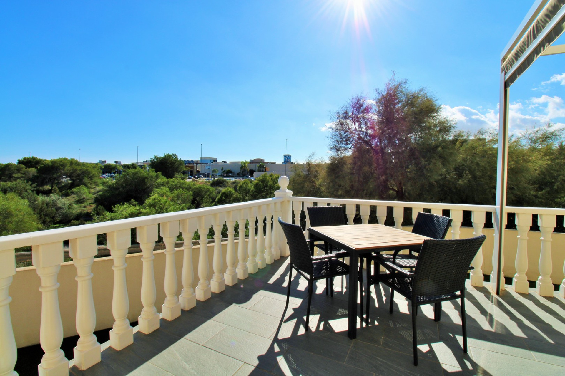 Herverkoop - 3. Vrijstaande villa - Playa Flamenca - Costa Blanca Zuid