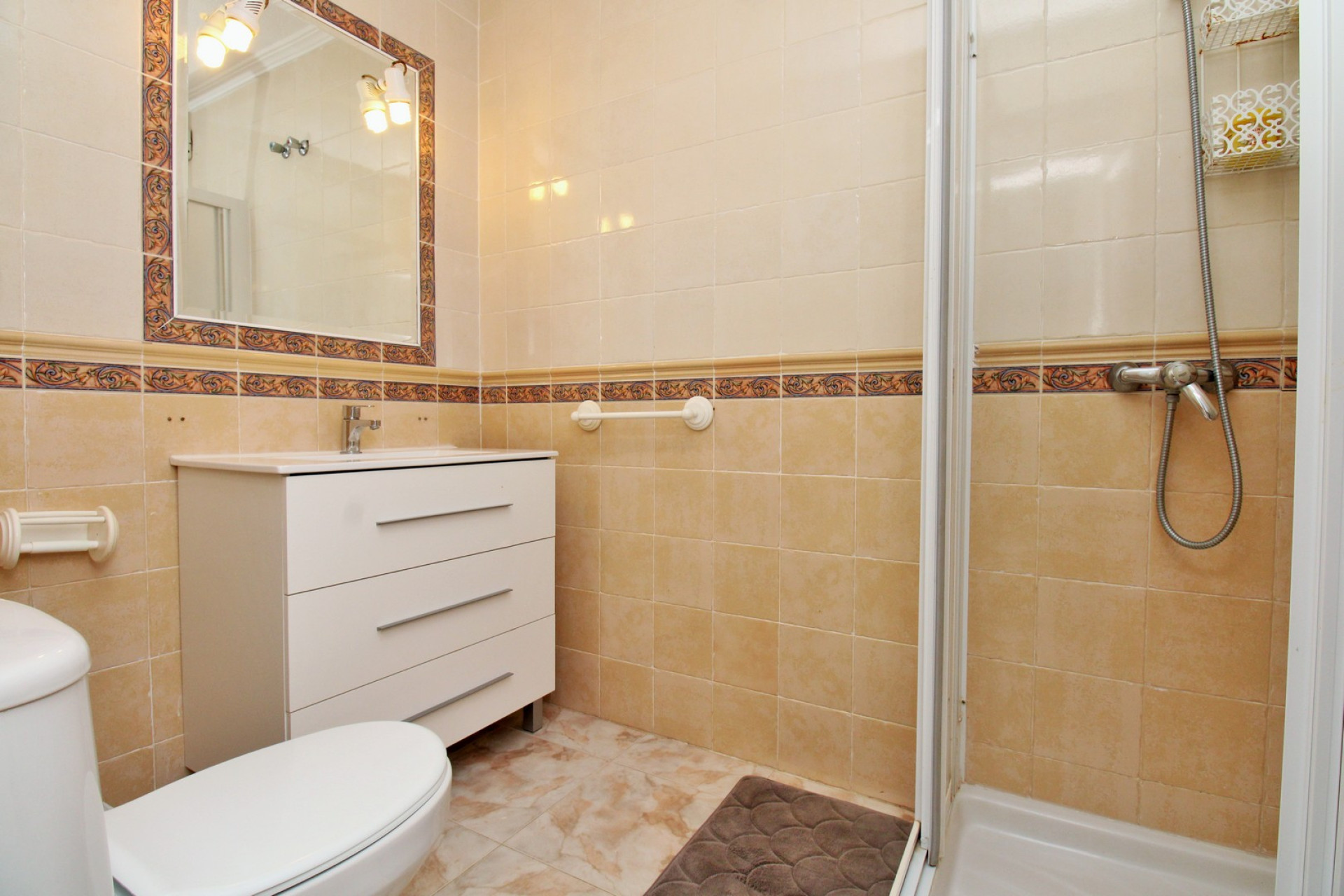 Herverkoop - 3. Vrijstaande villa - Playa Flamenca - Costa Blanca Zuid