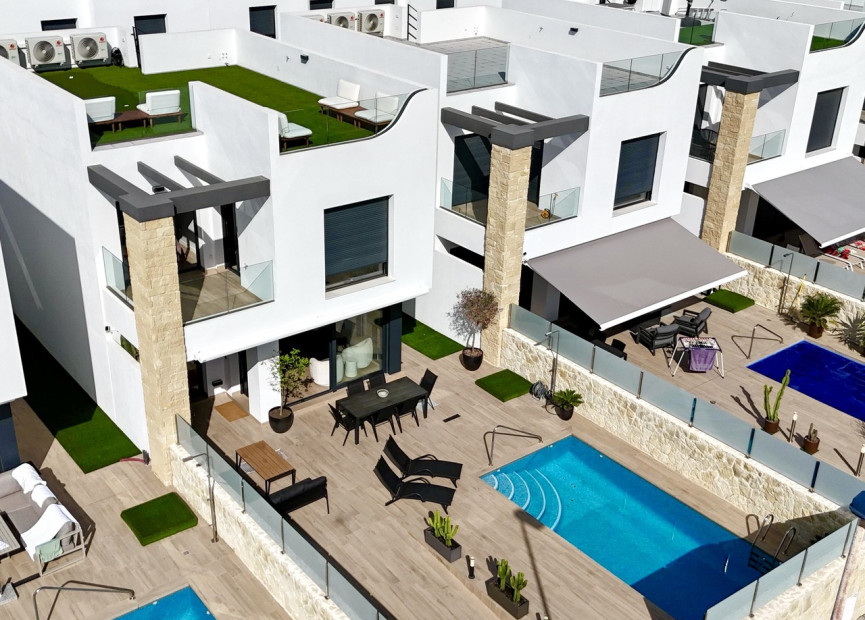 Herverkoop - 3. Vrijstaande villa - Punta Prima - Costa Blanca Zuid