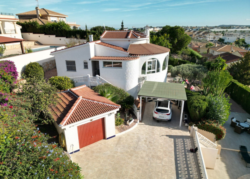 Herverkoop - 3. Vrijstaande villa - Rojales - Ciudad Quesada