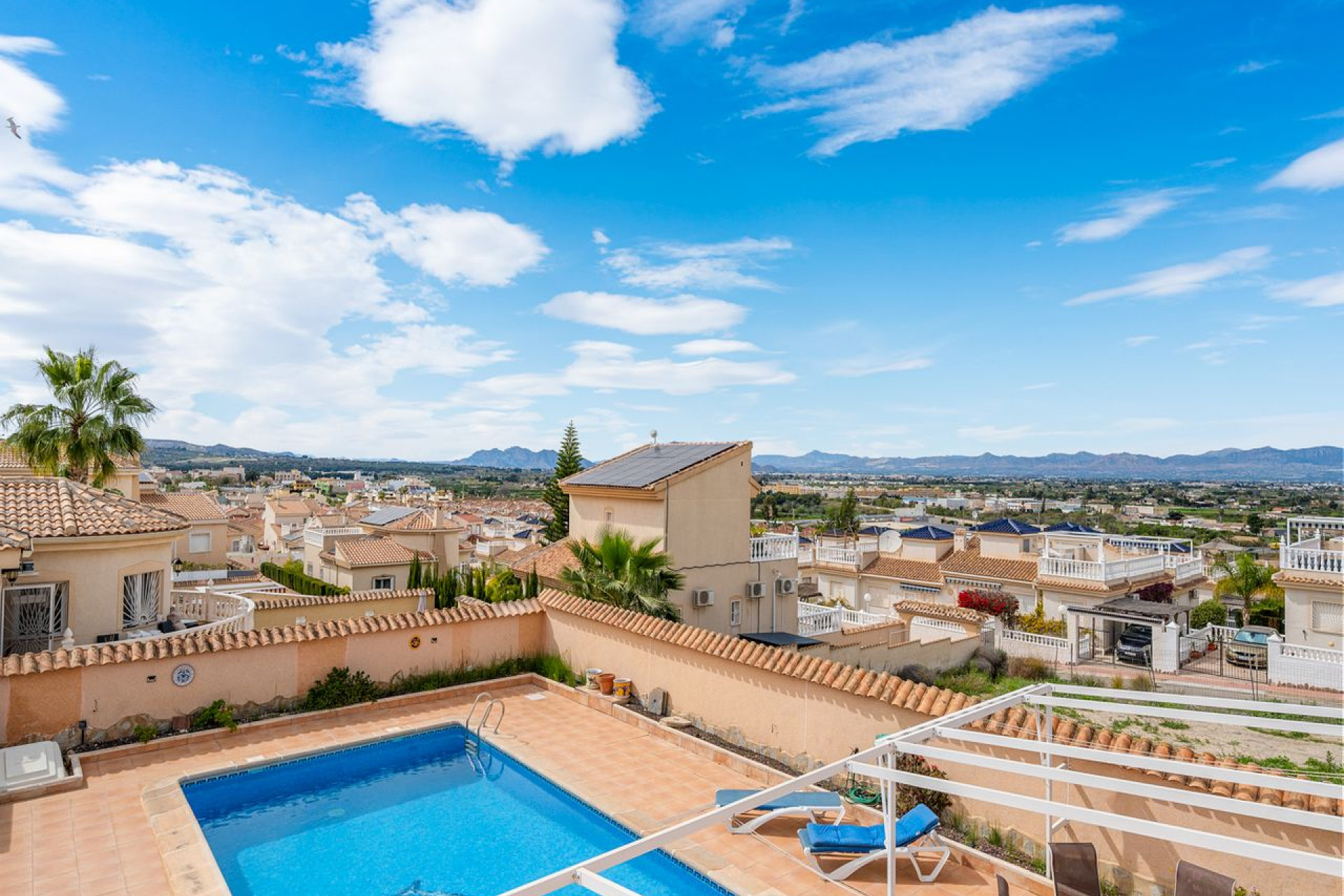 Herverkoop - 3. Vrijstaande villa - Rojales - Costa Blanca Zuid