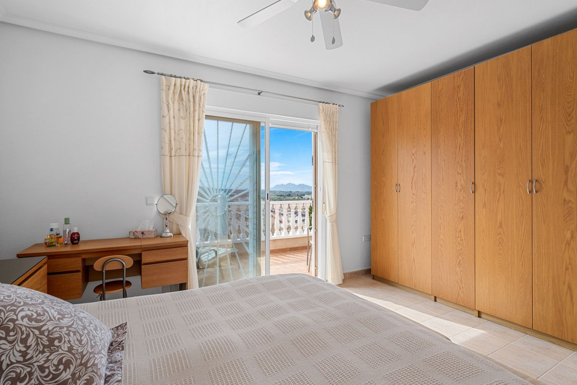 Herverkoop - 3. Vrijstaande villa - Rojales - Costa Blanca Zuid