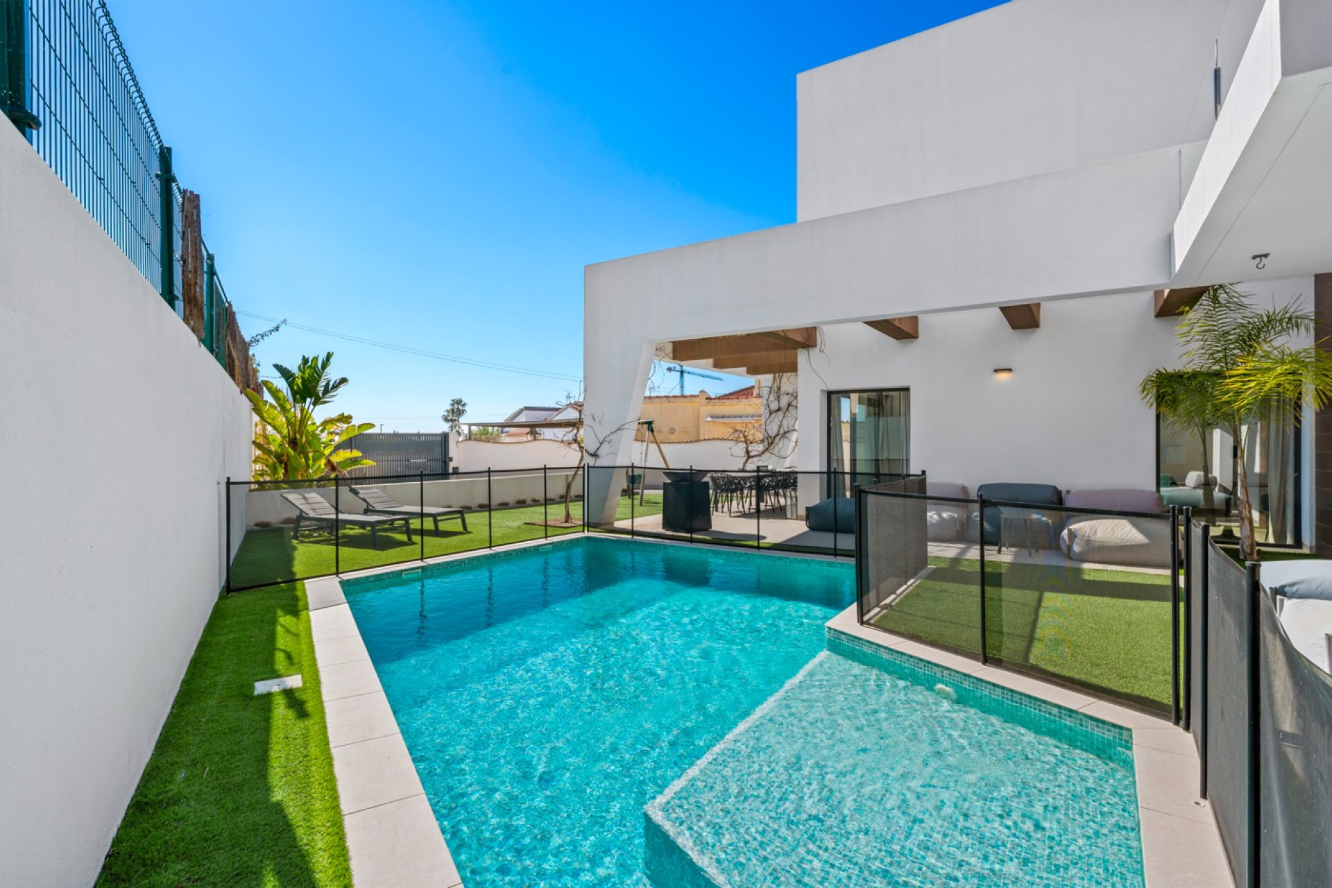 Herverkoop - 3. Vrijstaande villa - Rojales - Costa Blanca Zuid