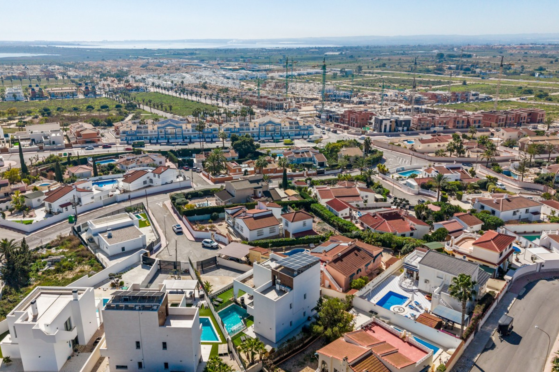 Herverkoop - 3. Vrijstaande villa - Rojales - Costa Blanca Zuid