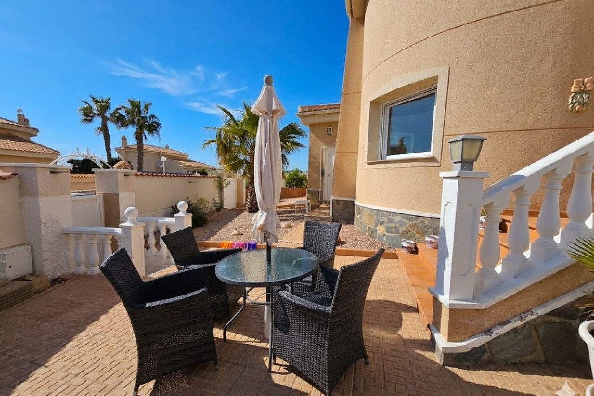 Herverkoop - 3. Vrijstaande villa - Rojales - Costa Blanca Zuid