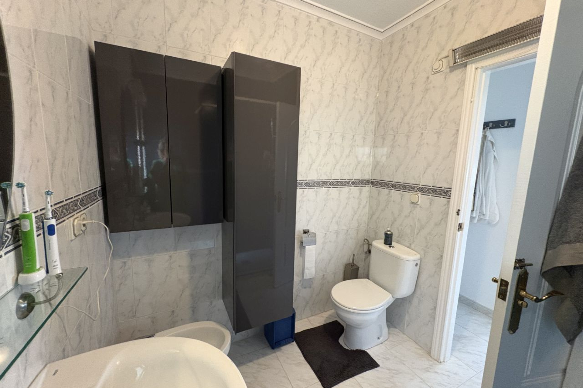 Herverkoop - 3. Vrijstaande villa - Rojales - Costa Blanca Zuid