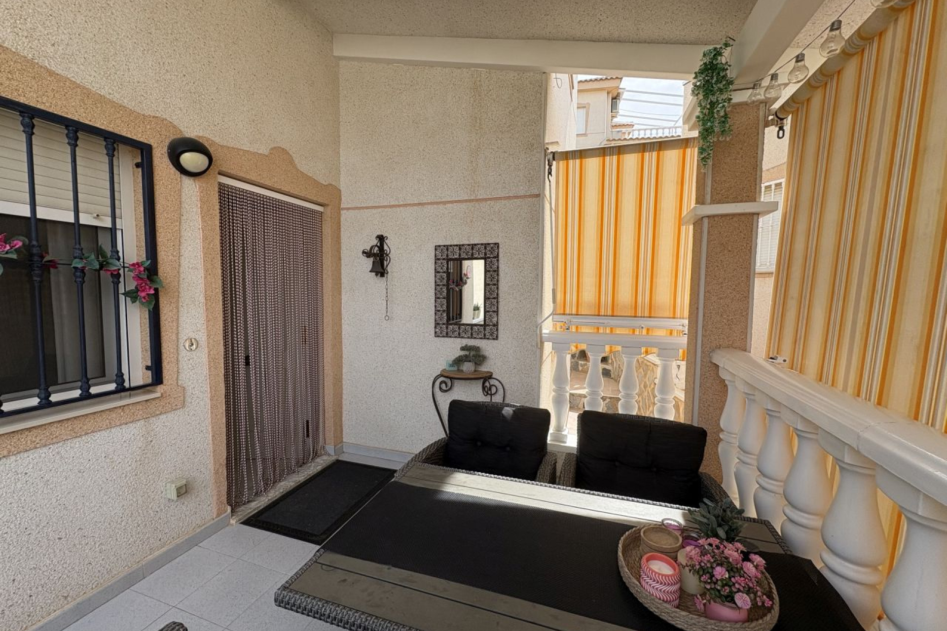 Herverkoop - 3. Vrijstaande villa - Rojales - Costa Blanca Zuid